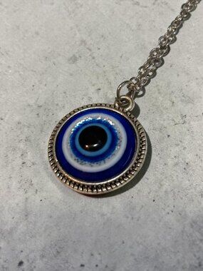 Evil Eye Pendant Necklace With Silver-Tone Chain & Lobster Clasp Round Blue Glit